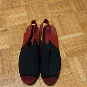 Arche Stylish Red and Black Women's Slingback Shoes